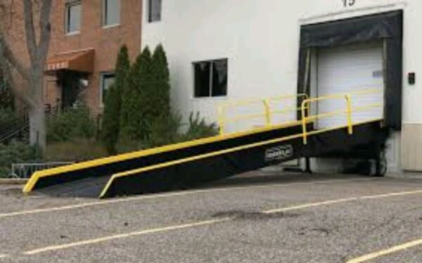 Mobile Hydraulic Container Loading Dock Ramp