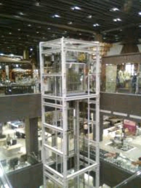 Hydraulic Machine Room Less Elevator