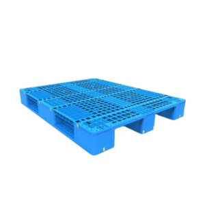 Solid deck pallet