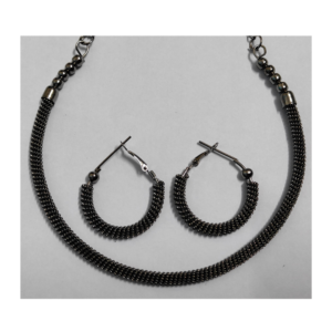 ANTIQUE BLACK NECKLACE