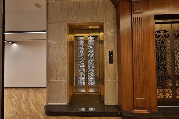 Elevator hotel cabin system by Home lift elevator