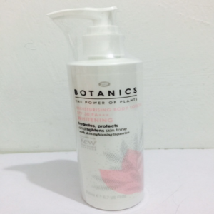BOOT BOTANICS MOISTURIZING BODY LOTION