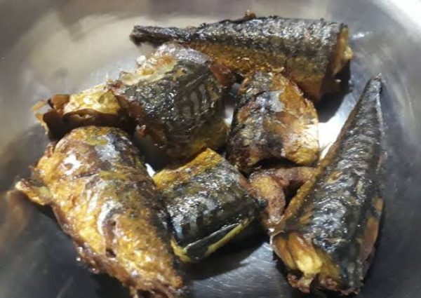 6 pieces of  friedTitus Fish Cut up