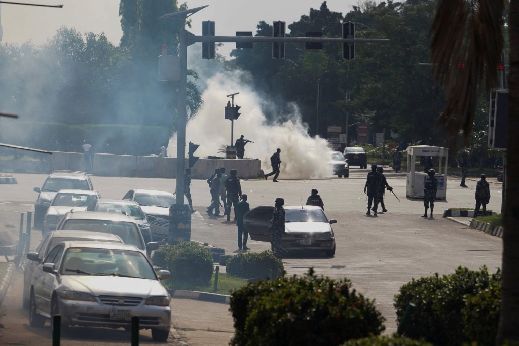 Chaos in Abuja as Police Disperse #FreeNnamdiKanu Protest, South-East Shuts Down